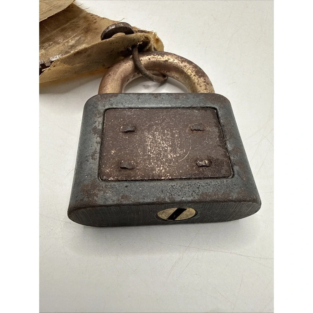 Vintage‎ Yale & Towne Brass & Metal Padlock with Key